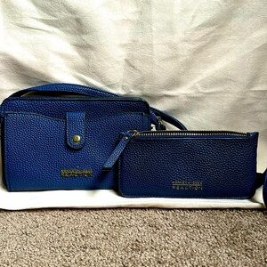 Kenneth Cole Reaction Blue Crossbody purse with removable card slots
